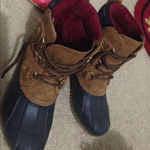 Tommy Hilfiger winter boots